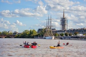 Traversée de Bordeaux à la rame. Les Marins de la Lune.